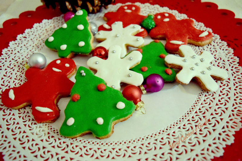 Biscotti con cannella e zenzero - ricetta natalizia