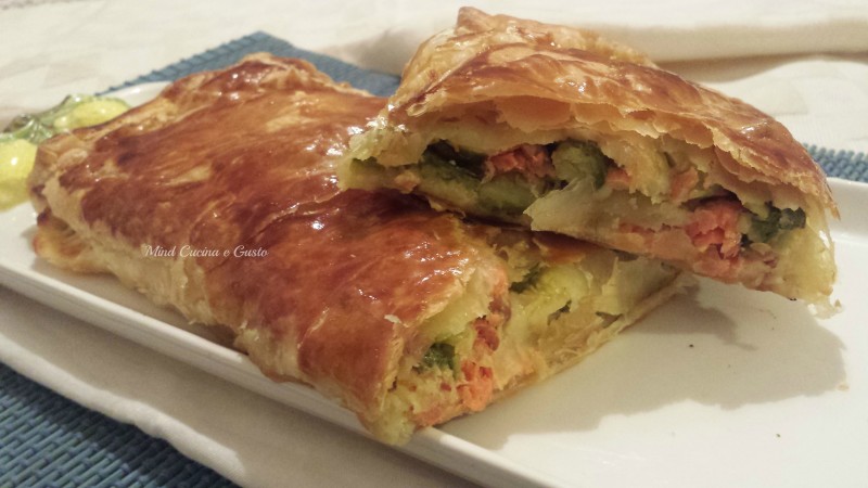 Strudel al salmone e zucchine