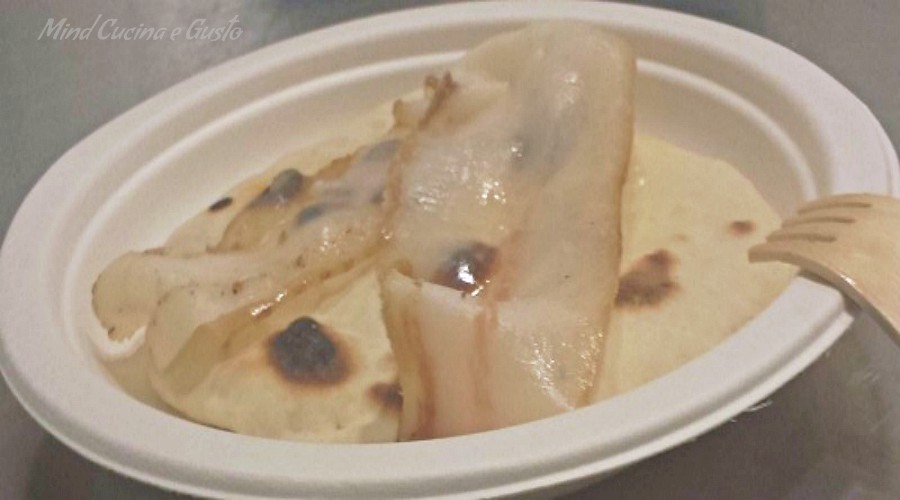Pane Azzimo con lardo di Colonnata