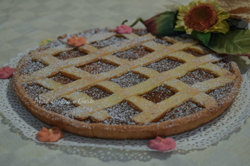 crostata con confettura di arance