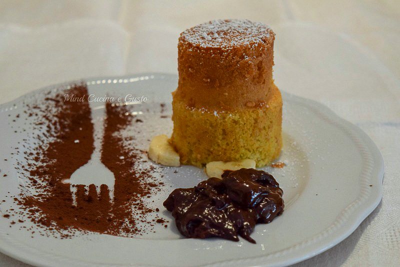 Torta monoporzione alla banana e crema di cioccolato