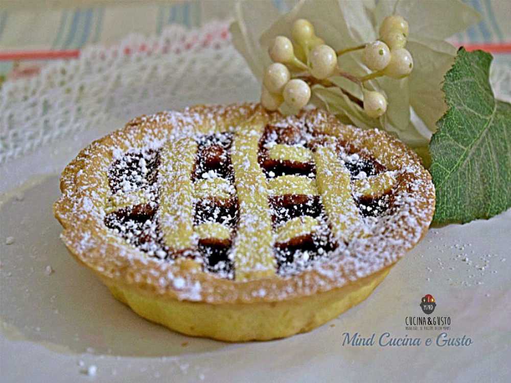 Crostatine con confettura di amarene