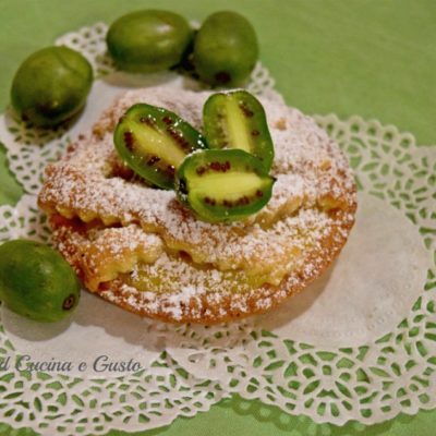 Crostatine con crema di ricotta