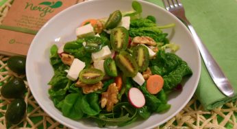 Insalata di spinacini con feta e noci