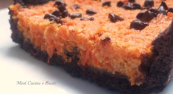 Torta speziata con zucca e gocce di cioccolato