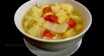Zuppa di verza e patate confort