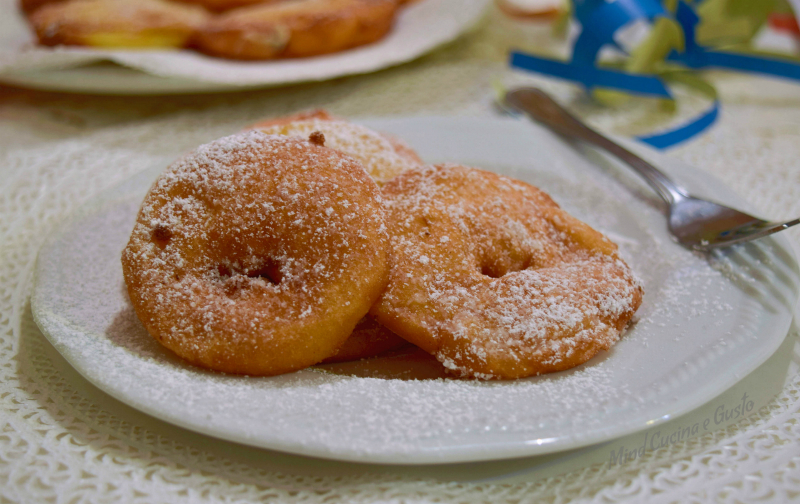 Frittelle di mele golose ricetta della nonna