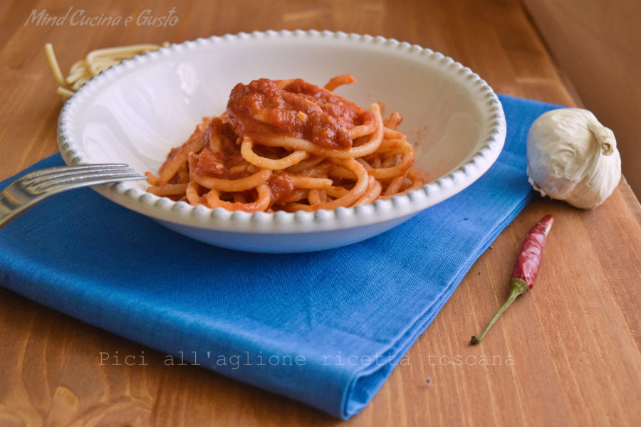 Pici all'aglione ricetta toscana