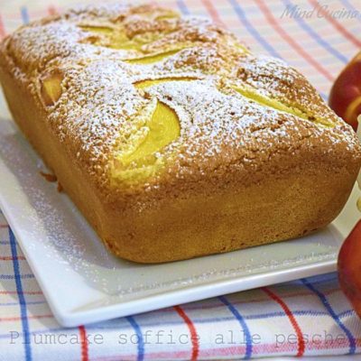 Plumcake soffice alle pesche