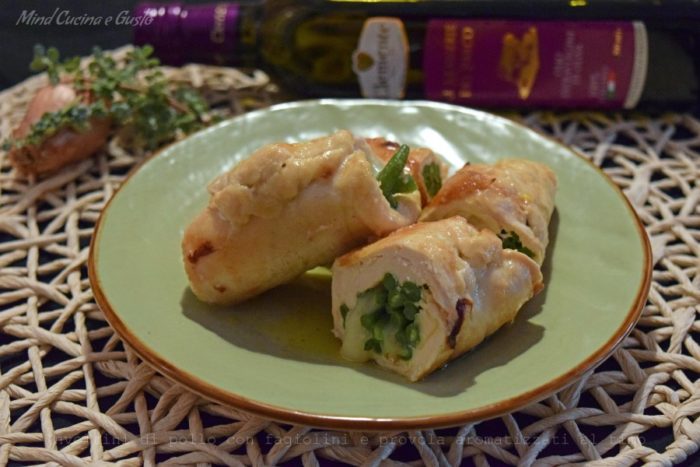 Involtini di pollo con fagiolini e provola aromatizzati al timo clemente