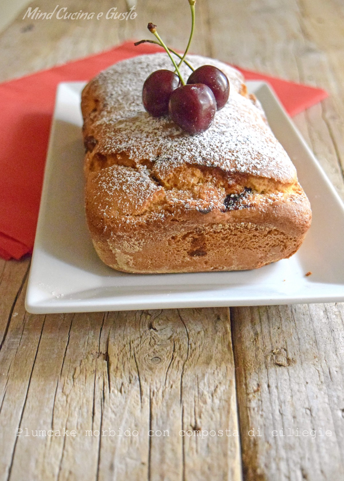 Plumcake morbido con composta di ciliegie
