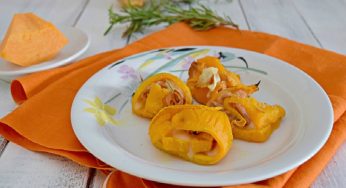 Rotolini di zucca con mortadella e provola