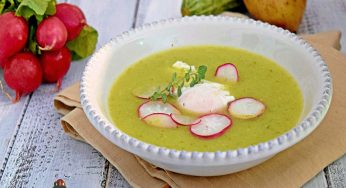 Crema di patate e zucchine con uova in camicia