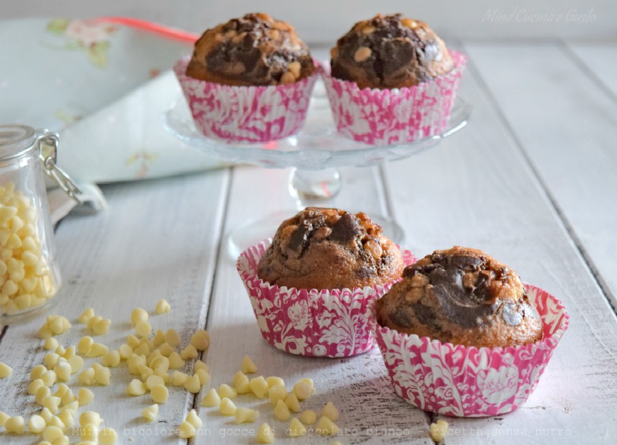 Muffin bicolore con gocce di cioccolato bianco – ricetta senza burro
