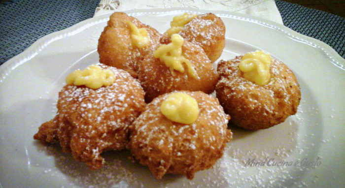 Castagnole con crema pasticcera all'arancia