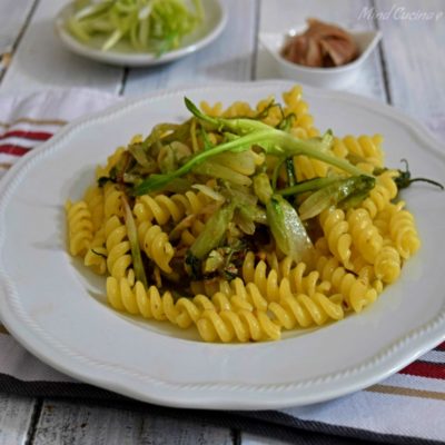 Fusilli puntarelle e acciughe