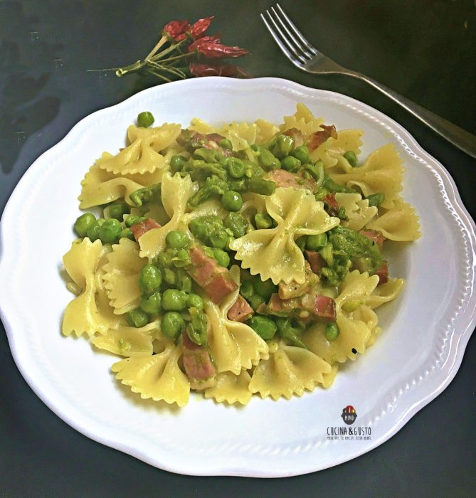 Farfalle primavera piccanti