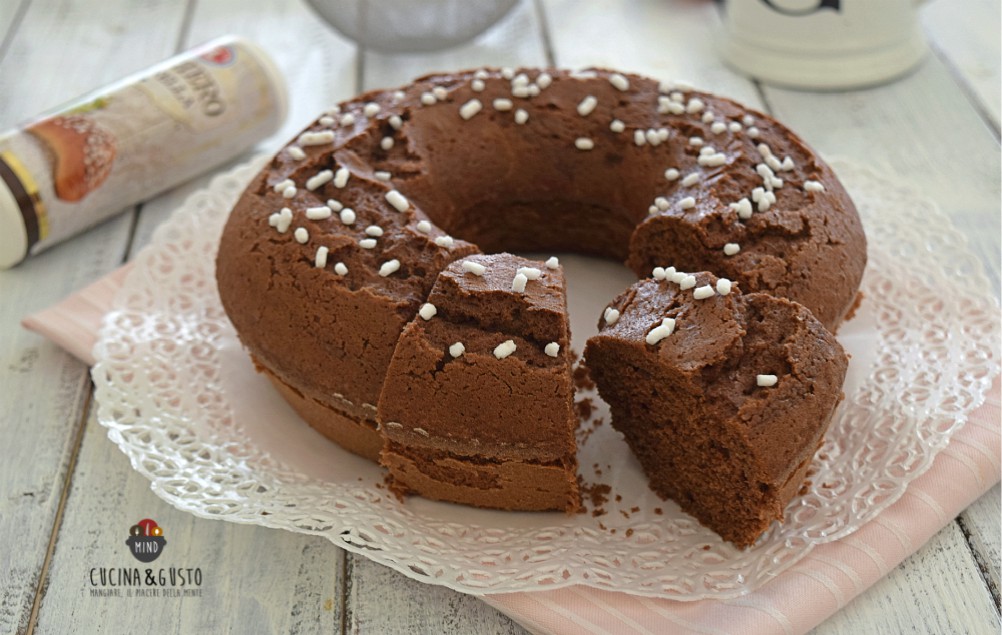 Ciambellone all’olio e cacao soffice