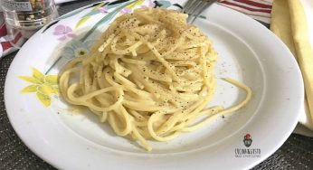 Spaghetti cacio e pepe la ricetta di Roma