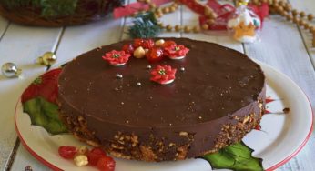 Torta al salame di cioccolato con nocciole