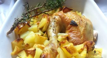 Cosce di pollo al forno con patate