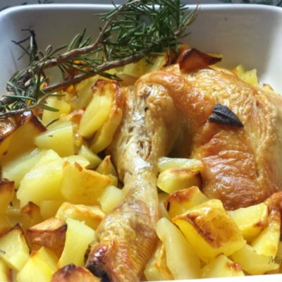 Cosce di pollo al forno con patate