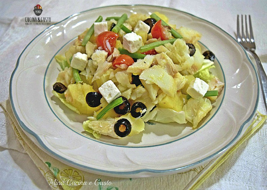 Insalata tiepida di baccalà con patate e olive nere