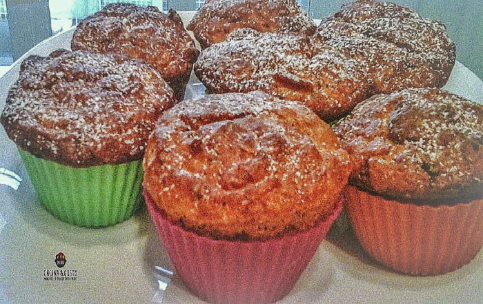 Muffin Rose del deserto con cornflakes e cioccolato senza burro