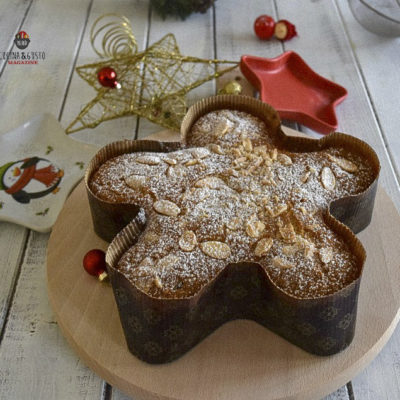 Torta a stella di Natale mandorlata – ricetta facile