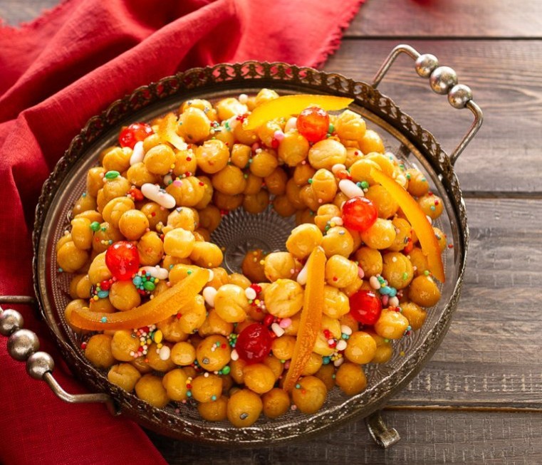 Dolci di Natale, dagli Struffoli ai Ricciarelli